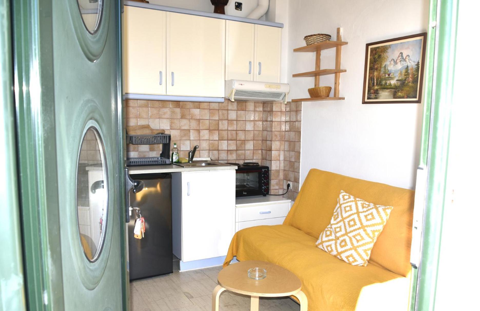Konstantina Apartment Лакка Экстерьер фото