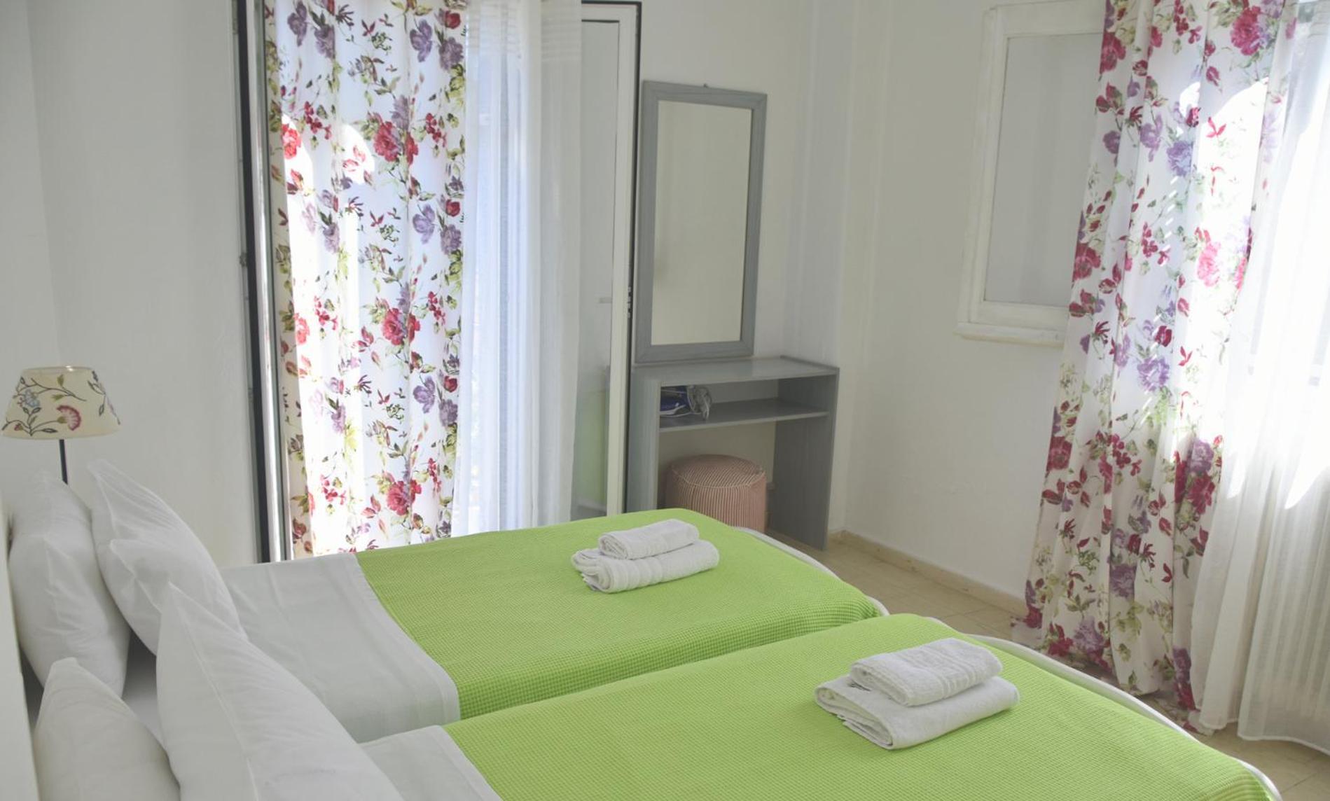 Konstantina Apartment Лакка Экстерьер фото
