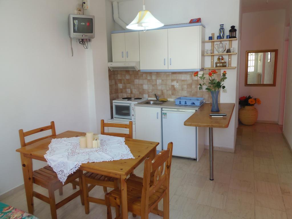 Konstantina Apartment Лакка Экстерьер фото